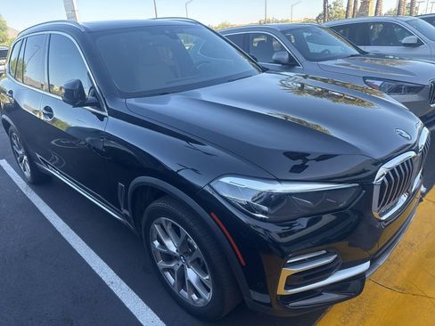 Used 2020 BMW X5 xDrive40i w/ Convenience Package AWD/4WD image 2