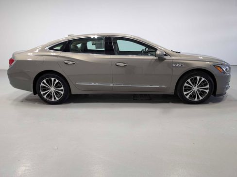 Used 2017 Buick LaCrosse Preferred image 7