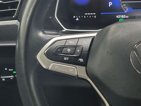 Used 2024 Volkswagen Jetta SE FWD image 20
