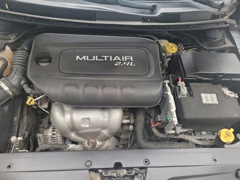 Used 2015 Chrysler 200 Limited w/ Convenience Group FWD image 30