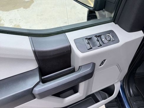 Used 2018 Ford F150 XL w/ Equipment Group 101A Mid AWD/4WD image 15