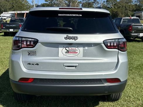 New 2026 Jeep Compass Latitude AWD/4WD image 4