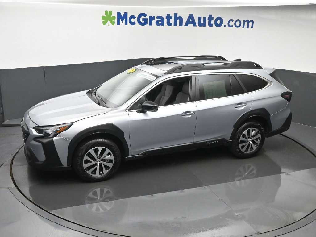 Used 2025 Subaru Outback Premium AWD/4WD image 22