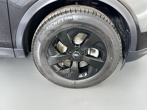 Used 2022 Land Rover Discovery Sport S AWD/4WD image 32