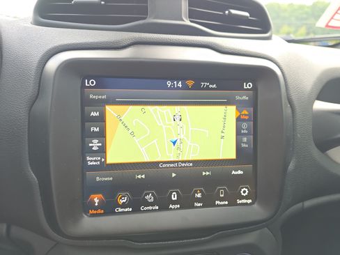 Used 2023 Jeep Renegade Trailhawk w/ Sun/Sound Group AWD/4WD image 37