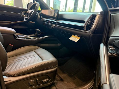 New 2026 Kia Sorento SX Prestige AWD/4WD image 11