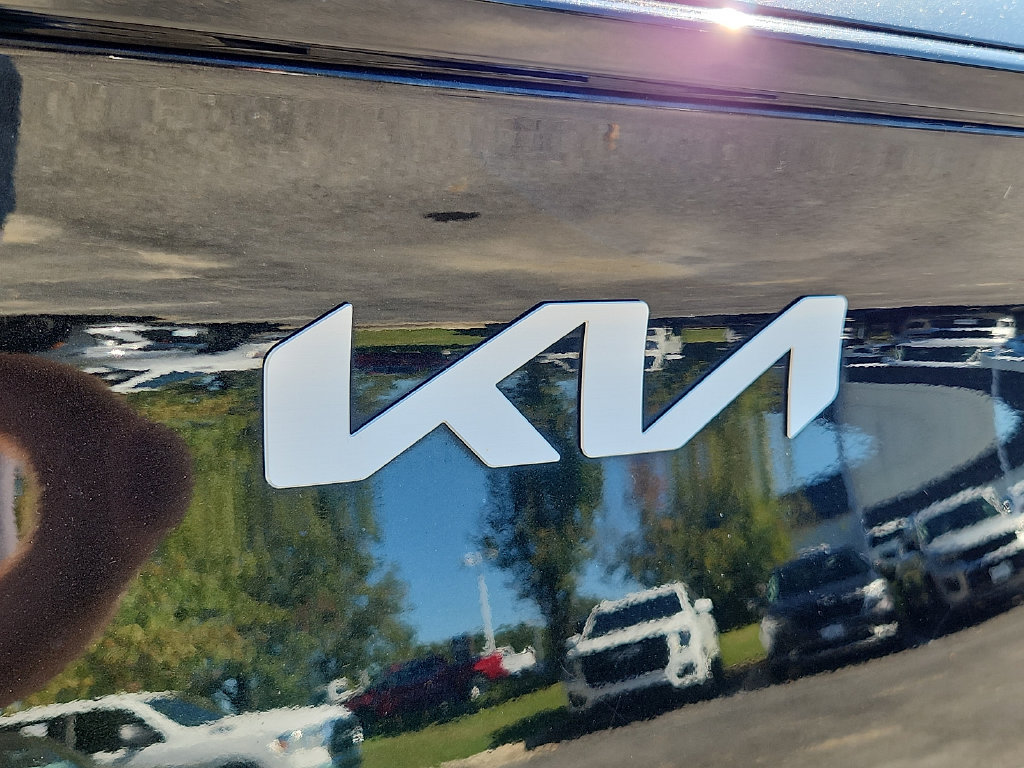 Used 2024 Kia Sportage LX FWD image 29