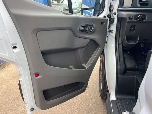 New 2026 Ford Transit 250 148 Medium Roof image 10