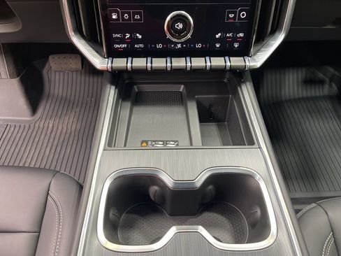New 2026 GMC Acadia Elevation FWD image 18