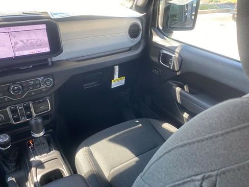 New 2025 Jeep Wrangler Sport S image 34