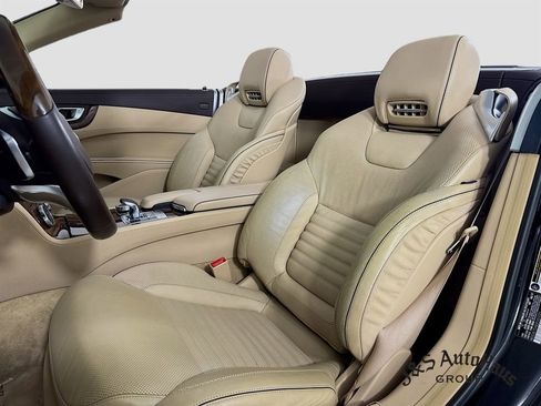 Used 2018 Mercedes-Benz SL 550 image 11
