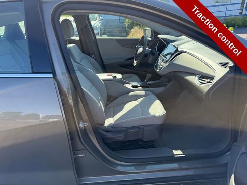Used 2020 Chevrolet Malibu LT w/ LT True North Edition FWD image 41