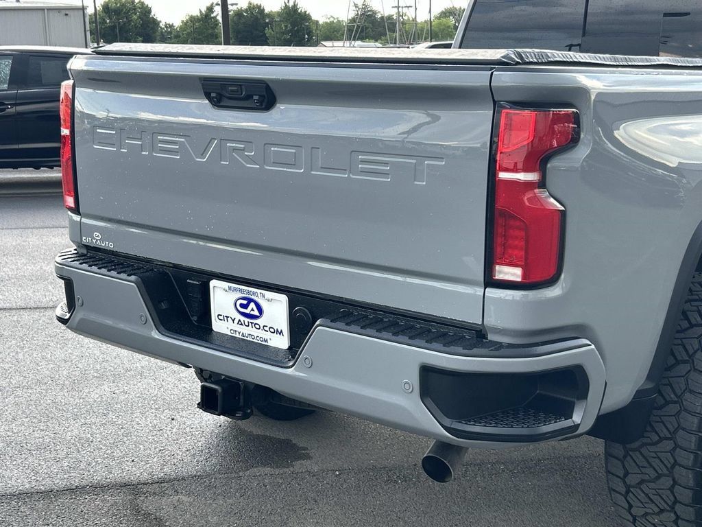 Used 2024 Chevrolet Silverado 2500 LTZ w/ LTZ Plus Package AWD/4WD image 13