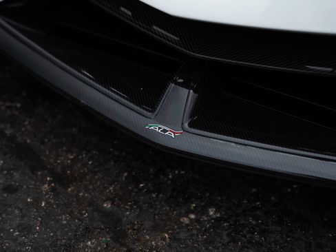 Used 2019 Lamborghini Aventador SVJ AWD/4WD image 21