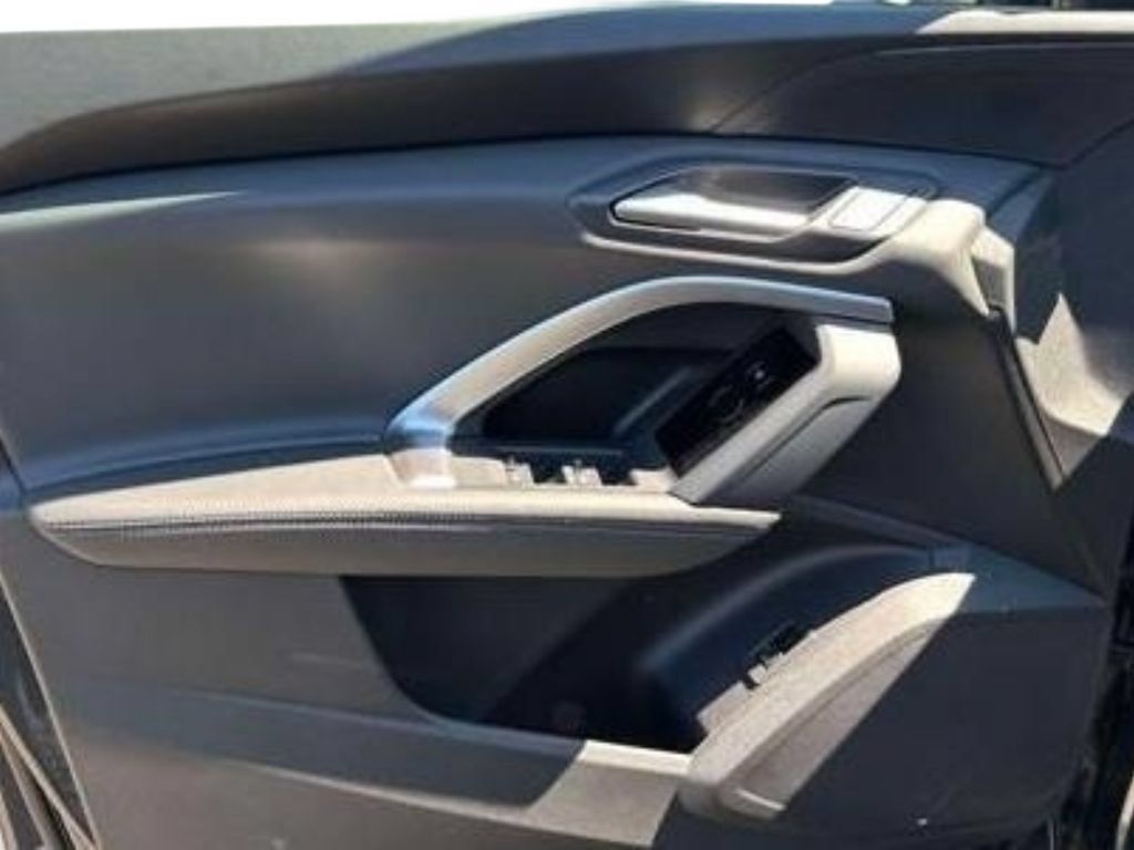 New 2026 Audi Q5 Premium AWD/4WD image 18