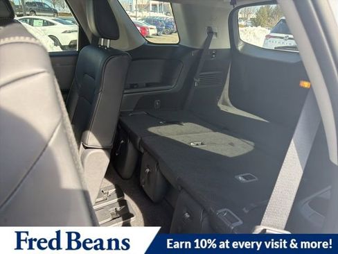 New 2026 Nissan Pathfinder SL image 16