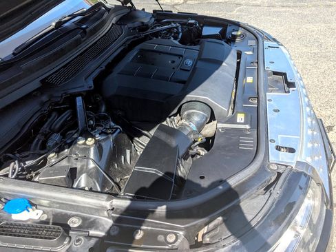 Used 2016 Land Rover Range Rover HSE image 45