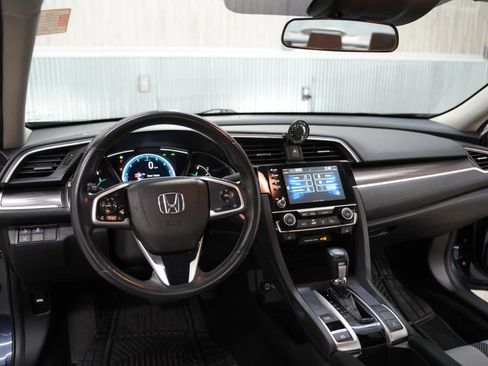 Used 2020 Honda Civic EX image 11