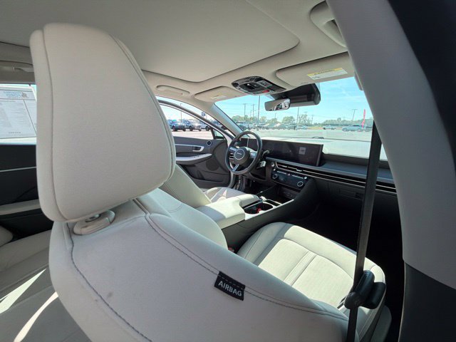 Used 2024 Hyundai Sonata SEL w/ Convenience Package FWD image 18