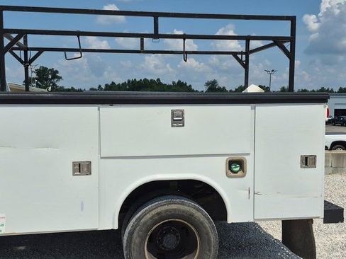 Used 2016 RAM 3500 Tradesman w/ Power Accessory Group image 8