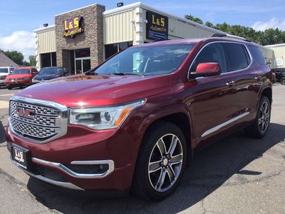 Used 2017 GMC Acadia Denali w/ Technology Package