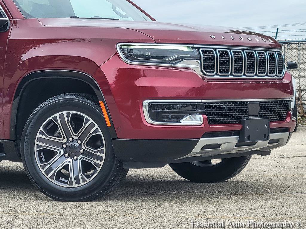 Used 2024 Jeep Wagoneer Series II w/ Flexible Seating Group RWD image 4