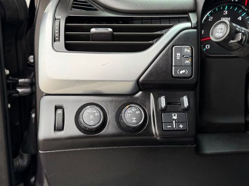 Used 2016 Chevrolet Tahoe LT w/ Luxury Package image 43