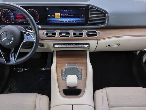 Used 2025 Mercedes-Benz GLE 350 4MATIC image 15