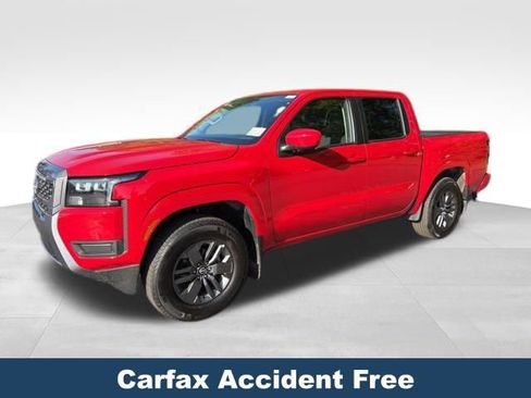 Used 2026 Nissan Frontier SV w/ Tow Package RWD image 3