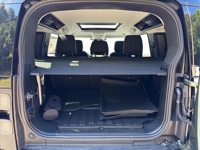 New 2026 Land Rover Defender 110 S AWD/4WD image 25