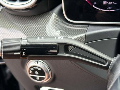 Used 2024 Mercedes-Benz CLE 300 4MATIC Coupe image 28