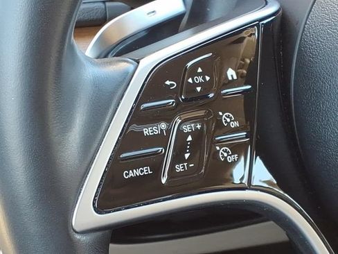 Certified 2024 Mercedes-Benz GLE 350 4MATIC image 9