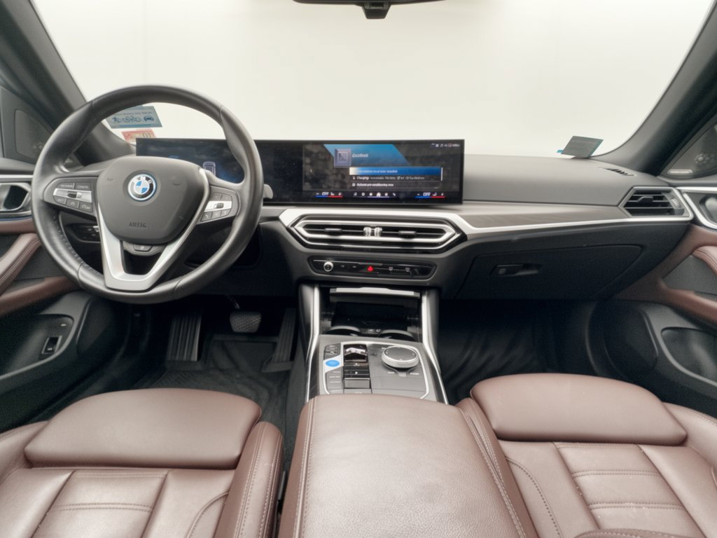 Used 2024 BMW i4 eDrive35 w/ Premium Package RWD image 17