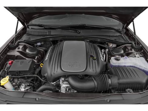 Used 2018 Chrysler 300 C w/ Safetytec Plus Group RWD image 16