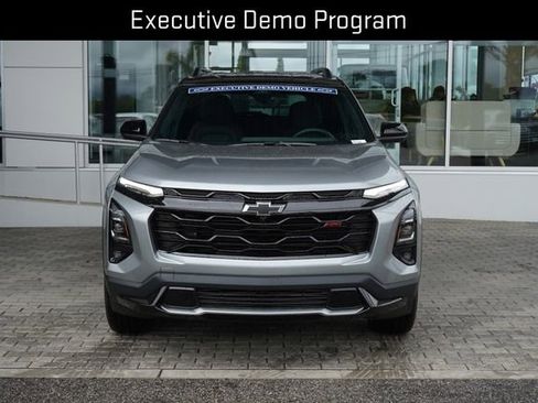 Used 2026 Chevrolet Equinox RS w/ Convenience Package III FWD image 3