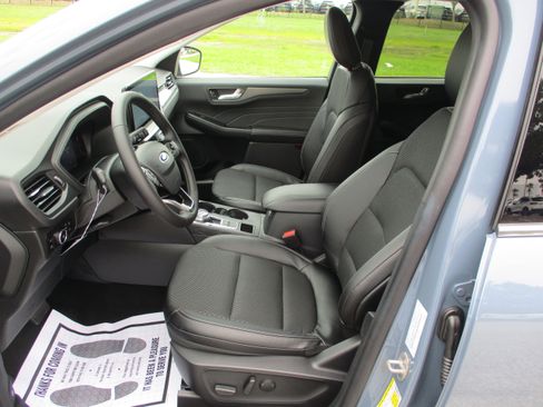 New 2025 Ford Escape Plug-in Hybrid image 18