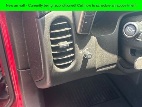 Used 2005 Chevrolet Corvette Convertible w/ Preferred Equipment Group RWD image 7