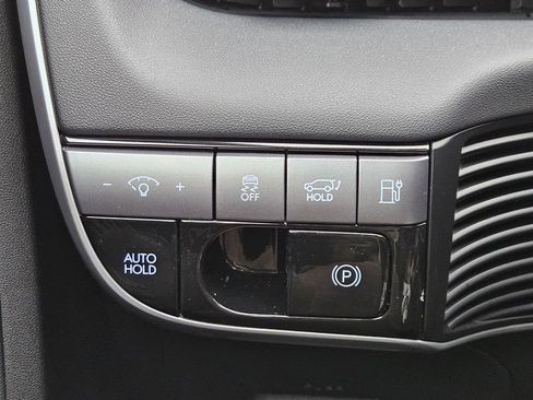 New 2026 Hyundai Ioniq 5 Limited image 17