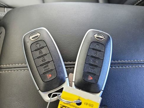 Used 2025 Nissan Pathfinder SL w/ SL Premium Package image 38