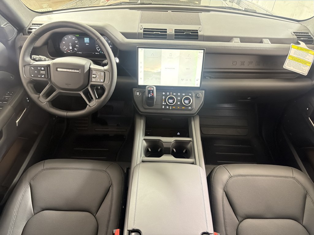 New 2026 Land Rover Defender 110 X-Dynamic SE AWD/4WD image 18