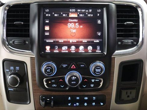 Used 2015 RAM 2500 Laramie w/ Convenience Group AWD/4WD image 42