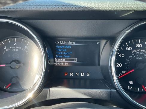 Used 2015 Ford Mustang Coupe image 26