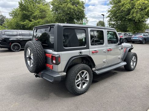 Certified 2020 Jeep Wrangler Unlimited Sahara AWD/4WD image 4