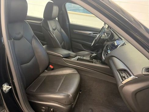 Used 2023 Cadillac CT5 Luxury image 37