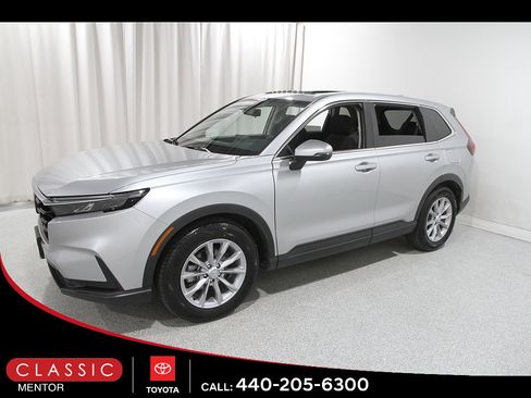 Used 2025 Honda CR-V EX image 3