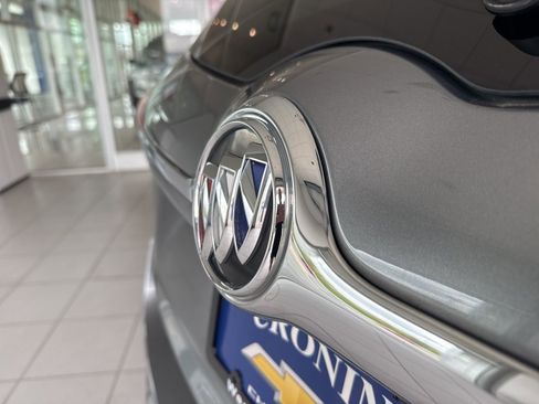 Used 2020 Buick Envision Essence FWD image 9