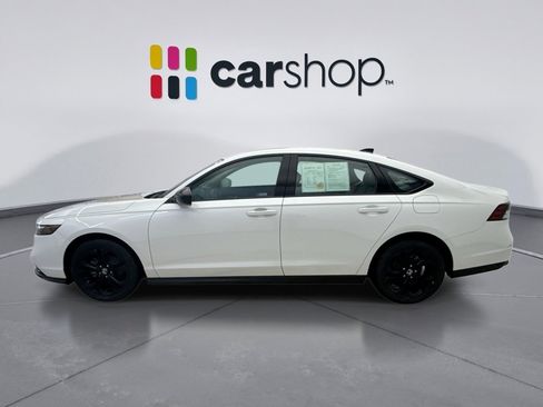 Used 2025 Honda Accord SE image 2