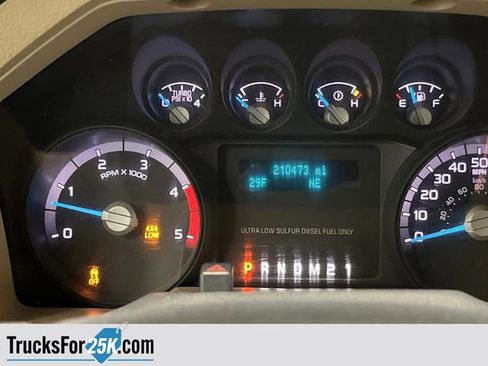 Used 2015 Ford F350 XLT w/ Snow Plow Prep Package image 13