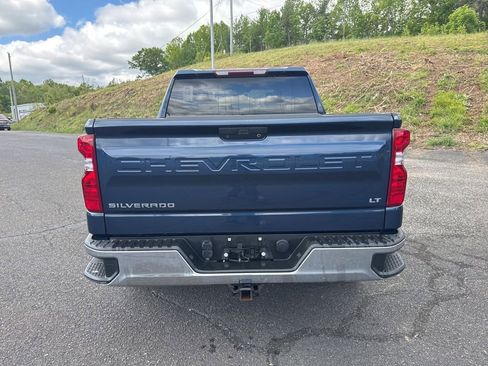 Used 2022 Chevrolet Silverado 1500 LT AWD/4WD image 8