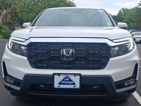 Used 2023 Honda Passport EX-L image 2